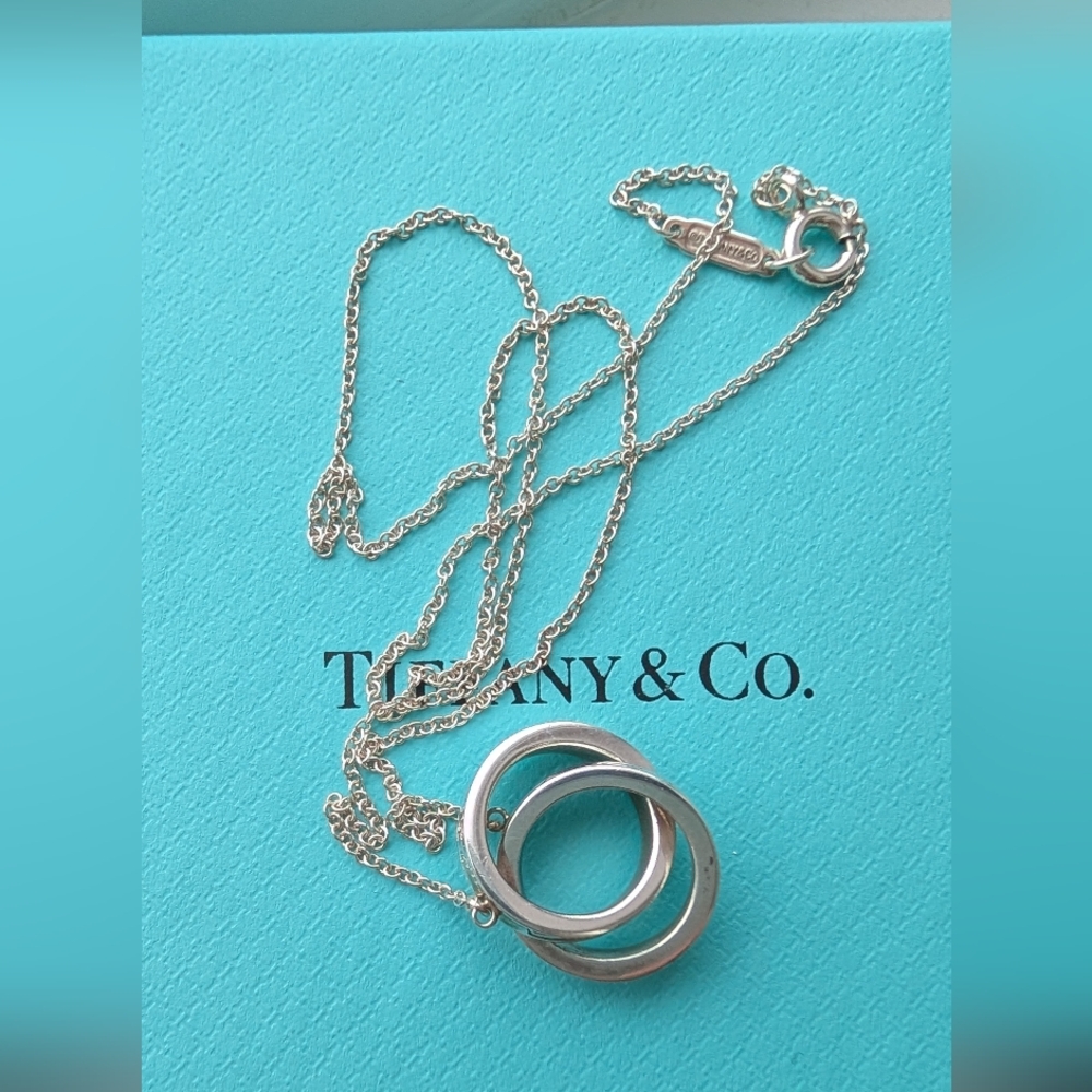 Tiffany & Co. 1837 Small Sterling Silver Interlocking Circles Necklace - Picture 2 of 14